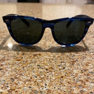 Ray-Ban Wayfarer Dark Blue Sunglasses NWOT